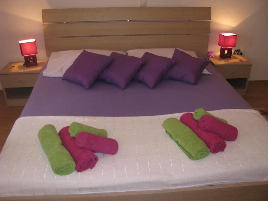 Guesthouse Villa Cvita & Slavko Trogir Zewnętrze zdjęcie