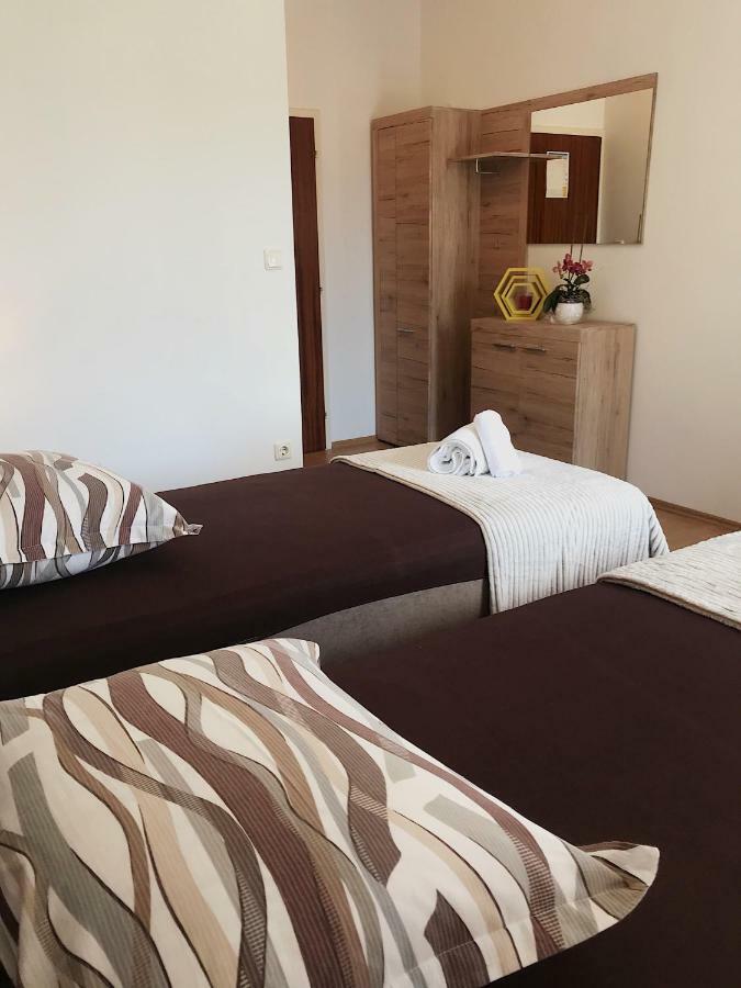 Guesthouse Villa Cvita & Slavko Trogir Zewnętrze zdjęcie